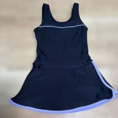美品⭐︎スカート付き水着　120のサムネイル
