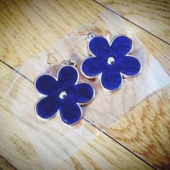 花型ピアス 美品のサムネイル