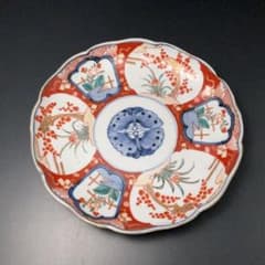 伊万里色絵窓絵花図七寸皿∅21㎝ 赤絵 通り文 古伊万里 R1379B2 - メルカリ