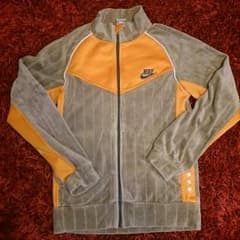 NIKE ナイキ ベロア ジャケット 160㎝のサムネイル