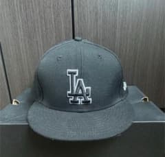 「美品」LA ニューエラ キャップ　シール無し　即購入OKのサムネイル