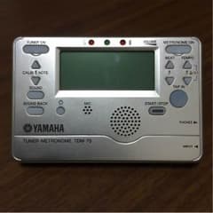 ほぼ新品！！YAMHAチューナー+メトロノームのサムネイル