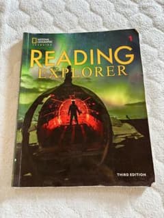 Reading Explorer 1: Student Book and On…のサムネイル