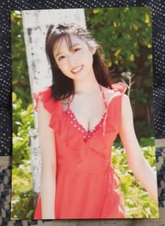AKB48小栗有以 写真集 『君と出逢った日から』封入 ポストカードのサムネイル