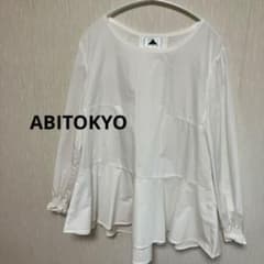 値下中 ABITOKYO ホワイトフレアヘム長袖ブラウス 切替カットソーのサムネイル
