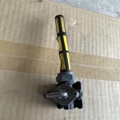 FXDX tc88 ハーレー 純正 ガソリンコック中古 2001年式外し ダイナ m70310697947_1.jpg?1733215980