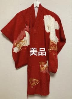 【お宮参り産着　七五三　３歳　昭和レトロ　豪華刺繍】 高級 お宮参り 七五三 女の子 着物 昭和 レトロ 赤 金彩 扇 刺繍 絞り