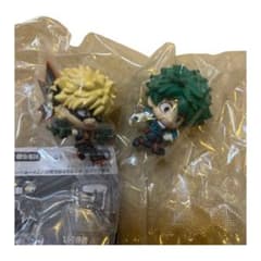 ヒロアカ  カプセルフィギュアコレクション 緑谷出久　爆豪勝己　２個セットのサムネイル