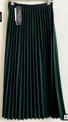専用です！！ タグ付き新品！ 秋冬 プリーツスカート （ダークグリーン）のサムネイル