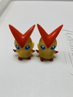 ビクティニ フィギュア 2体セットのサムネイル