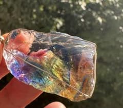 一点物レインボーアンダラクリスタル西ジャワ島 ペンダント マルチ