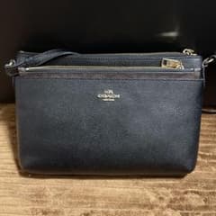 COACH コーチ ショルダーバッグのサムネイル