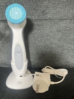 ニュースキン　ルミスパ　洗顔ブラシ ホワイトとブルー 充電器付き ルミスパ スターター キット｜ニュースキンの辛口レビュー - 毛穴悩み