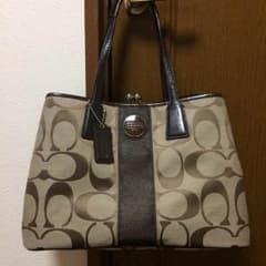 【コーチ☆美品】がま口バッグのサムネイル