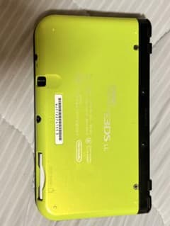 【美品】New Nintendo 3DS LL 本体 ライム×ブラックのサムネイル