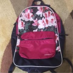 アディダス ネオ 花柄リュックのサムネイル