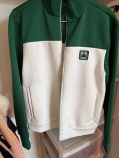 PRADA 緑/白 ジップアップジャケット PRADA 緑/白 ジップアップジャケット - メルカリ