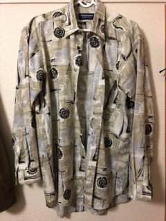 柄シャツのサムネイル