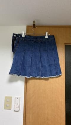 GU デニムプリーツミニスカート Mサイズのサムネイル