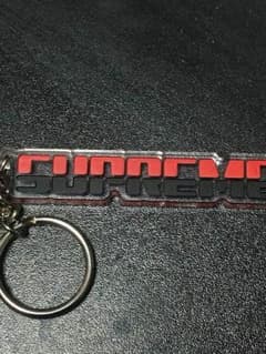 supreme キーホールダー 確実正規品のサムネイル