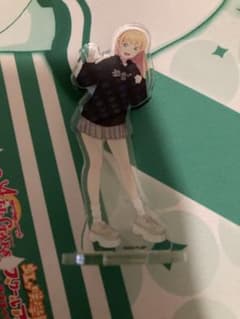 平安名すみれ　アクリルスタンド　WEGO