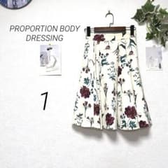 12579 PROPORTION BODY DRESSING 꽃무늬 스커트