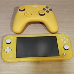 Nintendo Switch LITE イエローのサムネイル