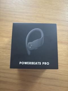 Powerbeats Pro ワイヤレスイヤホン ブラック【未使用に近い】のサムネイル