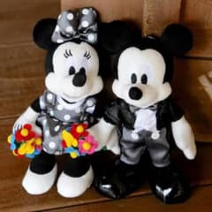 グッズ　ディズニー ぬいぐるみバッジ 新品 ミッキー ミニー　モノクロ　白黒 グッズ ディズニー ぬいぐるみバッジ 新品 ミッキー ミニー モノクロ