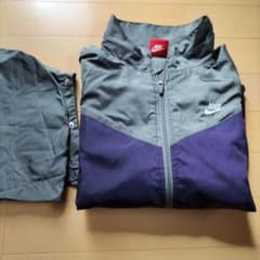 ナイキ　NIKE 　ウインドブレーカーのサムネイル