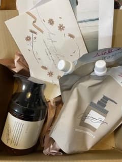 coconeクレイクリームシャンプー＆詰め替えセットのサムネイル