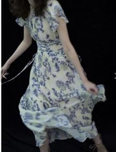 SNIDEL 【極美品】 プリーツオーナメントプリントワンピース BLU 0 SNIDEL 【極美品】 プリーツオーナメントプリントワンピース BLU 0