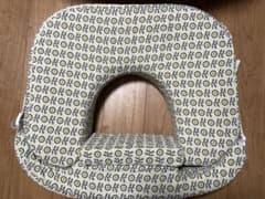 双子用授乳クッションのサムネイル