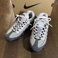 Nike Air Max 95 ピンク スニーカー　ナイキのサムネイル