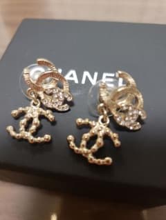 ガラガラポーヤン様専用　　CHANEL　ピアスのサムネイル