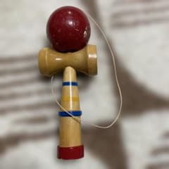 けん玉 赤いボール 木製 - メルカリ