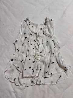 LOWRYS FARM 花柄刺繍 ノースリーブ ブラウスのサムネイル