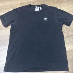 adidas 黒 Tシャツ ロゴ入りのサムネイル
