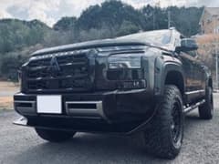 希少 三菱トライトン GSR専用 KUHL RACING フロントディフューザー