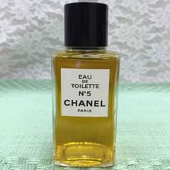 (送料込み)シャネル 未使用 N5 EUA DE TOILETTE❤️のサムネイル