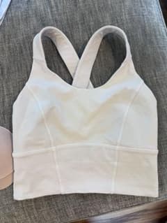 【美品】lululemon ブラトップ ホワイト サイズ4 Lululemon ヨガウェア ブラトップ ホワイト サイズ4 - メルカリ