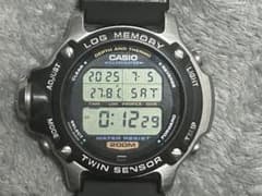 戦*丸様 CASIO TWINSENSOR デジタル腕時計 ブラックのサムネイル
