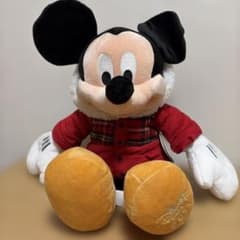 ミッキーぬいぐるみバッジ　ディズニークリスマス 2025のサムネイル