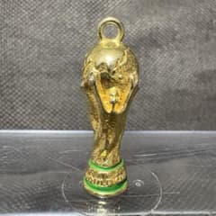 【ヴィンテージ】FIFA　1974年　ワールドカップ　トロフィー　チャーム