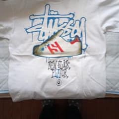 グ*チ様 Stussy NEW SLICK FLAVOR Tシャツ Lのサムネイル