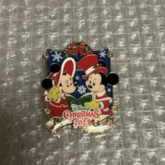 Disney キャラクター クリスマス 限定ピンバッジ 東京ディズニーリゾート クリスマス ピンバッジ 2023 - メルカリ