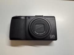 RICOH GR Digital シャッター数664回 美品 今週末まで！ RICOH GR DIGITAL III シャッター回数109 - メルカリ