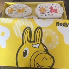 Rody ロディ 保存容器 5点セット ランチボックスのサムネイル