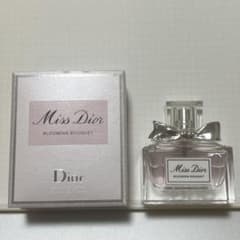 Miss Dior Blooming Bouquet 30mlのサムネイル