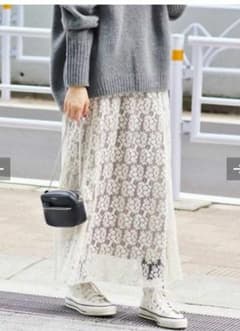 新品✨イエナ フレアフラワーレーススカートのサムネイル